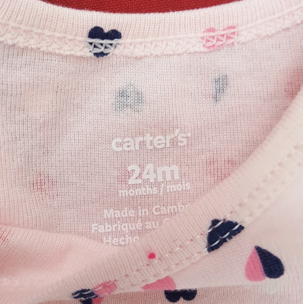 2 carters onsies‎ NWOT